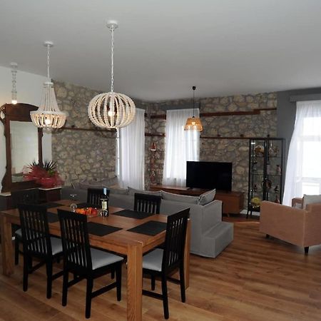 Appartamento Crecian Water Front Aigeira Esterno foto