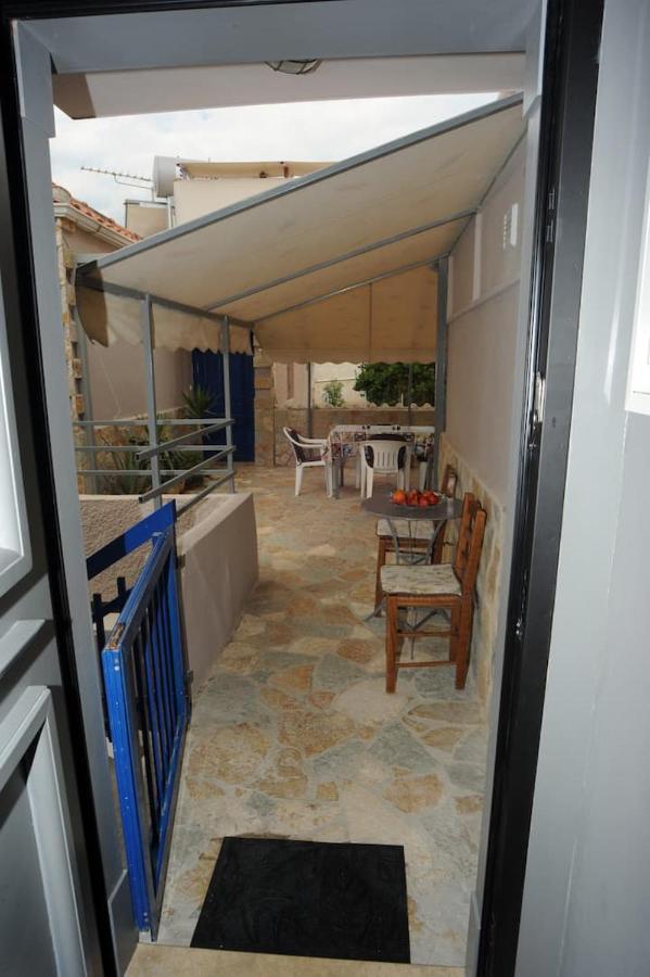 Appartamento Crecian Water Front Aigeira Esterno foto
