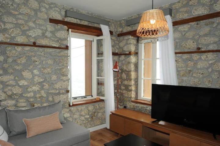 Appartamento Crecian Water Front Aigeira Esterno foto